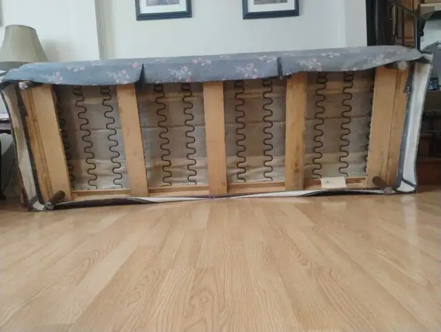 Full Size Couch - Photo 10