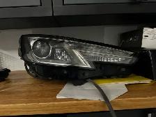 audi a4 HID left headlight