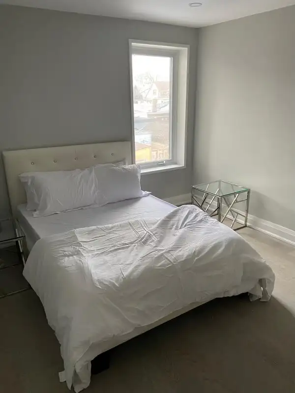 Newly Renovated Furnished Studios & 1BR in Roncesvalles