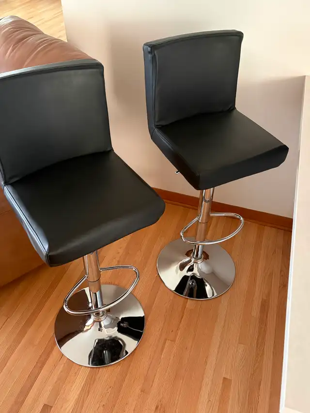 Bar stools - Photo 2