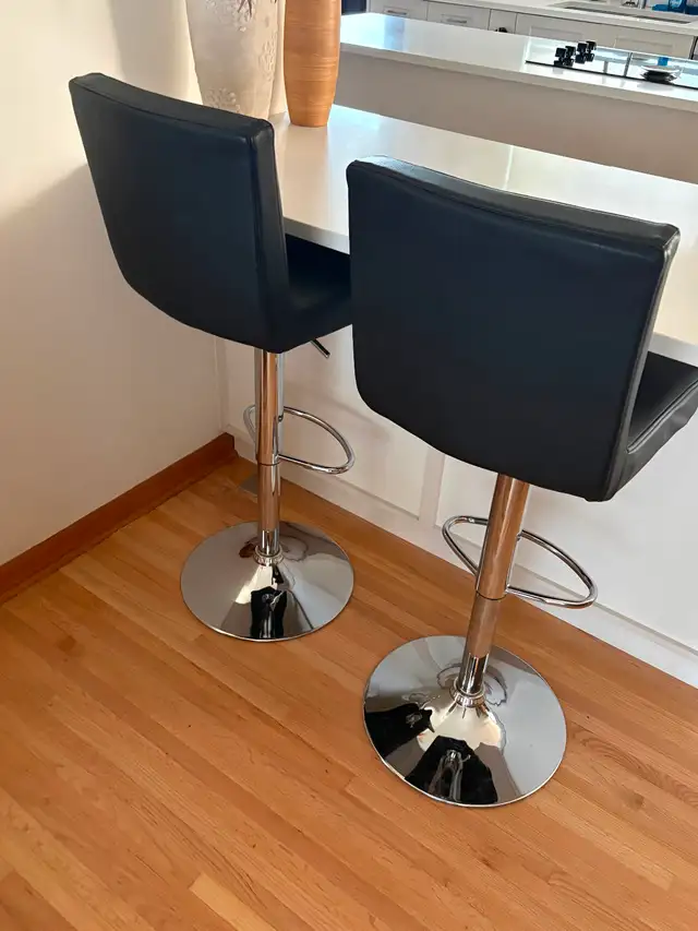 Bar stools - Photo 3