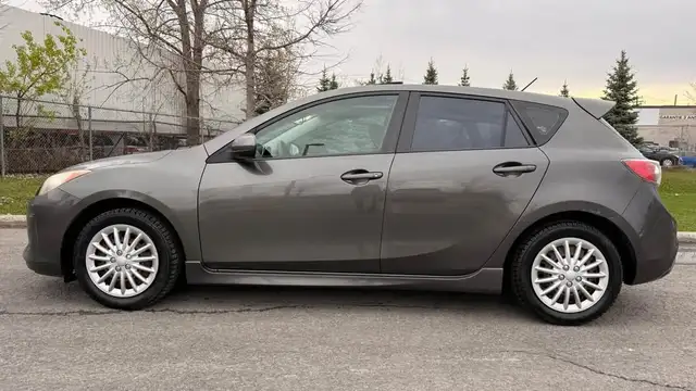 2012 MAZDA 3 , HATCHBACK ,  MANUEL , 4 CYLINDRES 2.0 LITRES - Photo 2