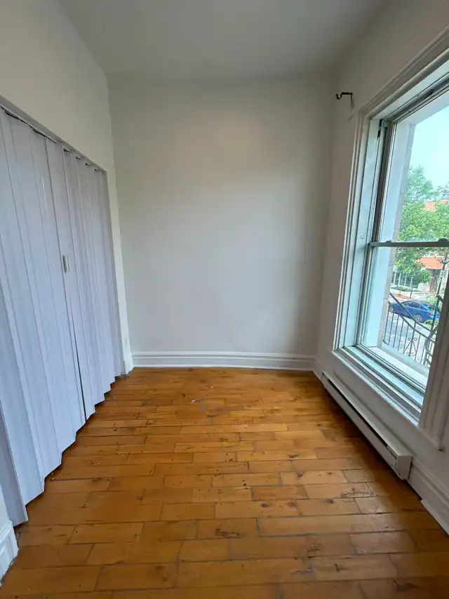 5 ½ à louer/for rent – Hochelaga (près/near métro Viau)