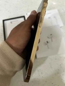 iPhone 12 Pro max 128GB Airpods Pkg/Delivery - Photo 4