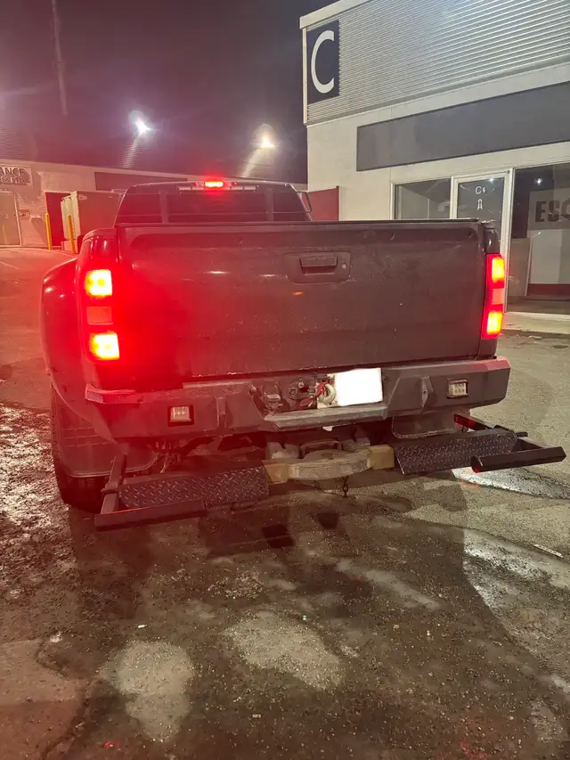 2008 Duramax Tow Truck - Photo 3