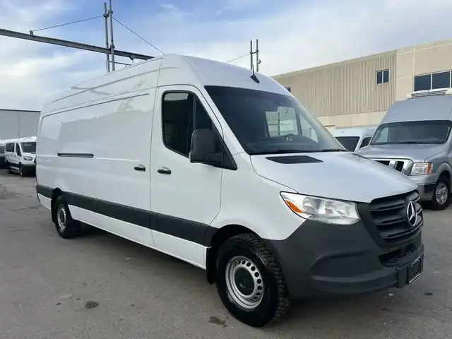 2023 Mercedes-Benz Sprinter Van CARGO 170WB - Photo 11