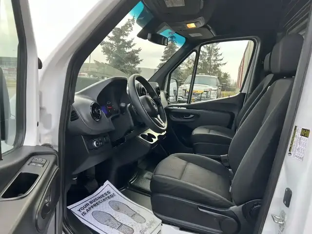 2023 Mercedes-Benz Sprinter Van CARGO 170WB - Photo 12