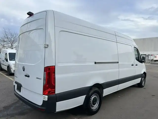 2023 Mercedes-Benz Sprinter Van CARGO 170WB - Photo 13