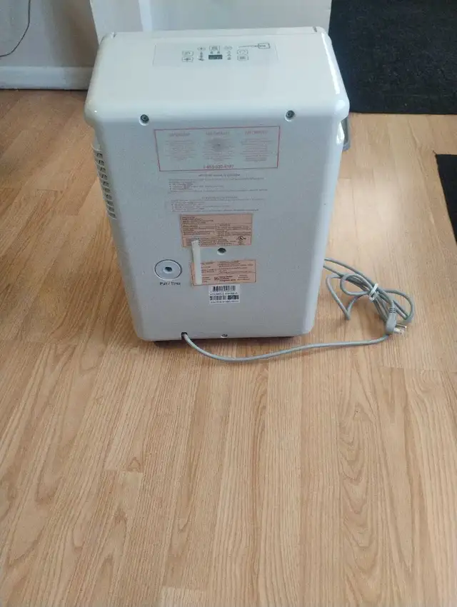 Dehumidifier - Photo 3