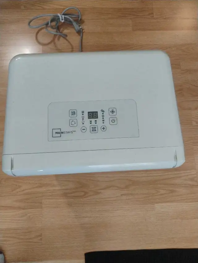 Dehumidifier - Photo 5