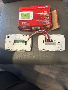 Thermostat for condo building - Photo 2
