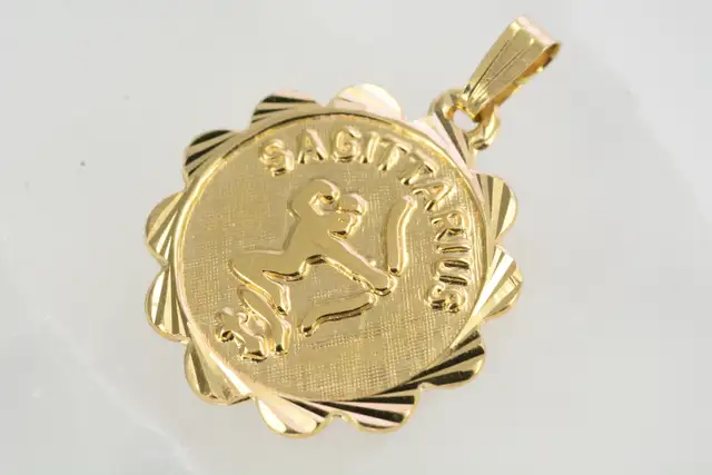 10K SAGITTARIUS PENDANT