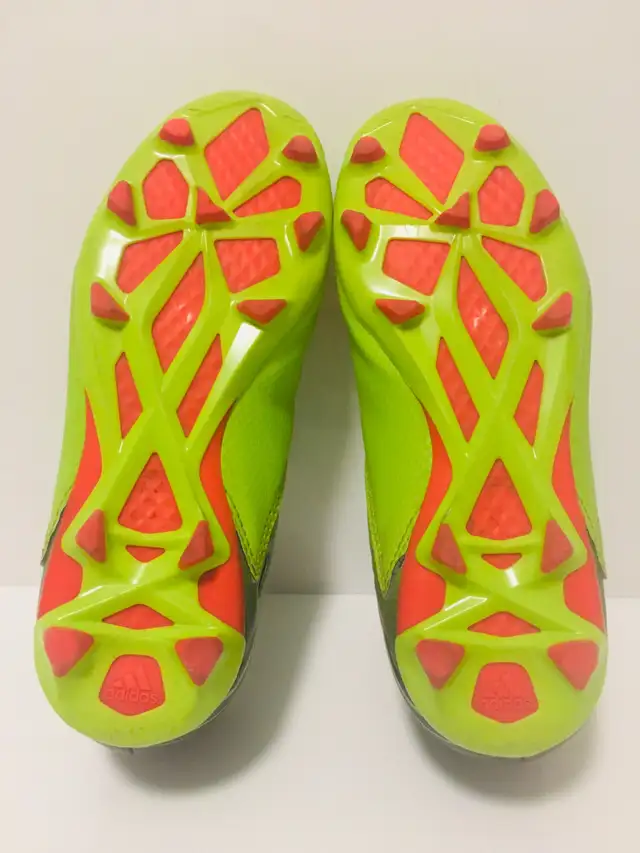 Chaussures soccer ADIDAS Enfant pointure 1 (ou 32) -  Bon état ! - Photo 3