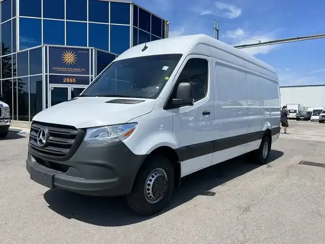 2023 Mercedes-Benz Sprinter Van Sprinter 3500XD- CARGO
