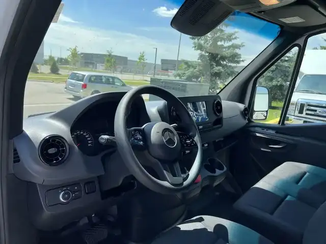 2023 Mercedes-Benz Sprinter Van Sprinter 3500XD- CARGO - Photo 5