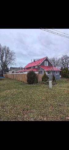 1057 oak ave house for sale Kingsville ,Ontario