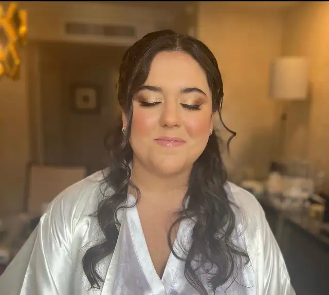 Maquilleuse professionnelle pour tous vos évènements - Photo 4