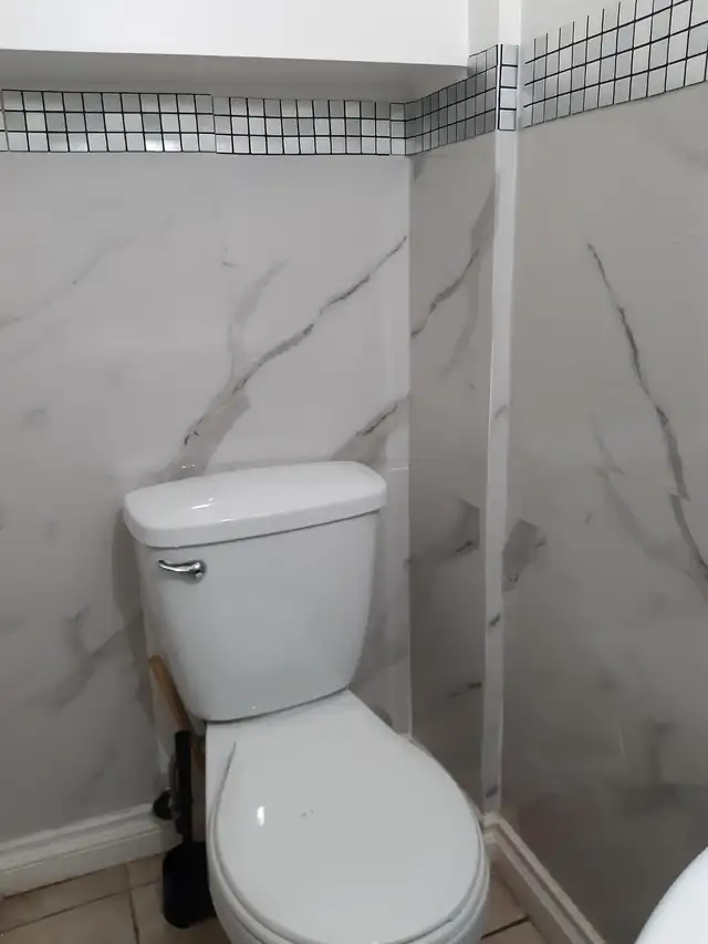 Furnished Room for Rent ( Girls ) near Sheridan College Brampton - Photo 7