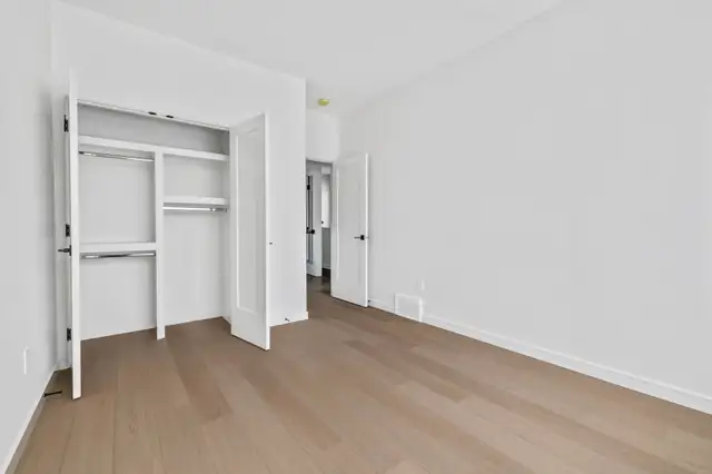 Brand New 4 Bedroom 3 bath Main floor Units.. Available!! - Photo 7