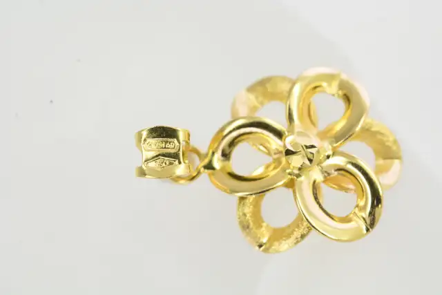 18K 3D FLOWER PENDANT - Photo 5