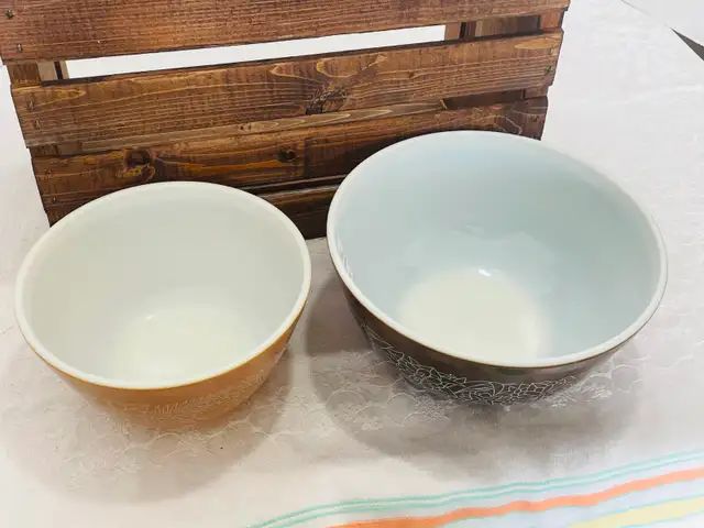 ' PYREX MIXING BOWLS 'Woodland Brown ~ priced individually - Photo 2