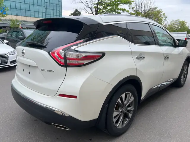 2015 Murano - Photo 2