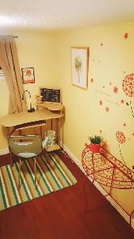 Birchmount & Eglinton ( private room ) - Photo 2