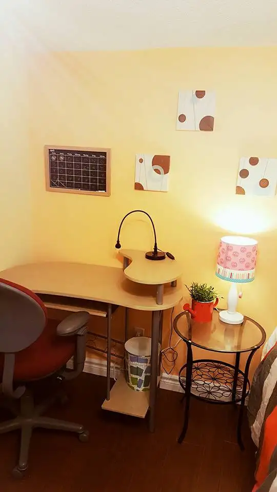 Birchmount & Eglinton ( private room ) - Photo 4
