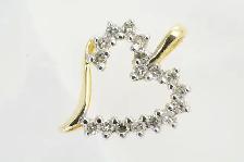 10K DIAMOND HEART PENDANT - Photo 3