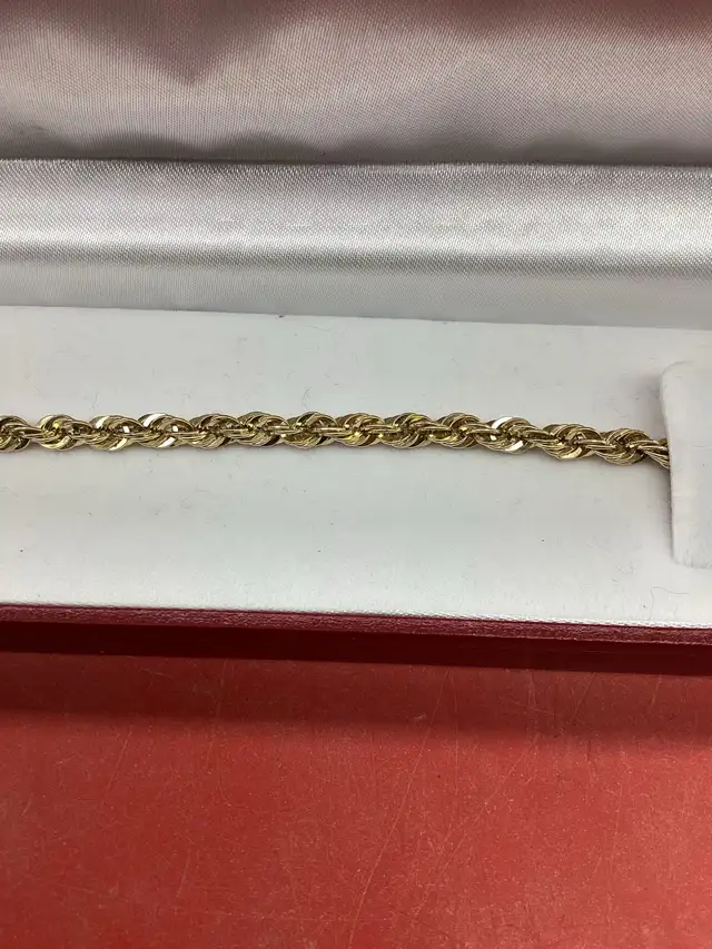 Bracelet torsade en or
