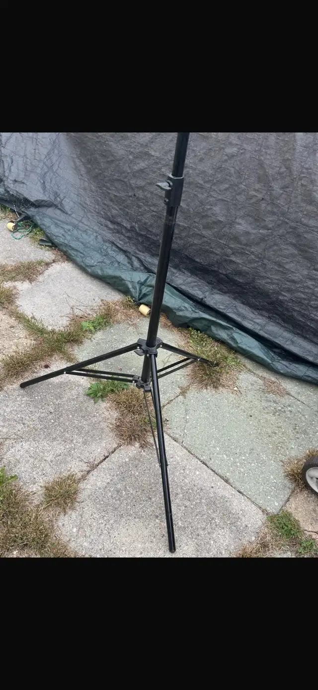 Camera stand