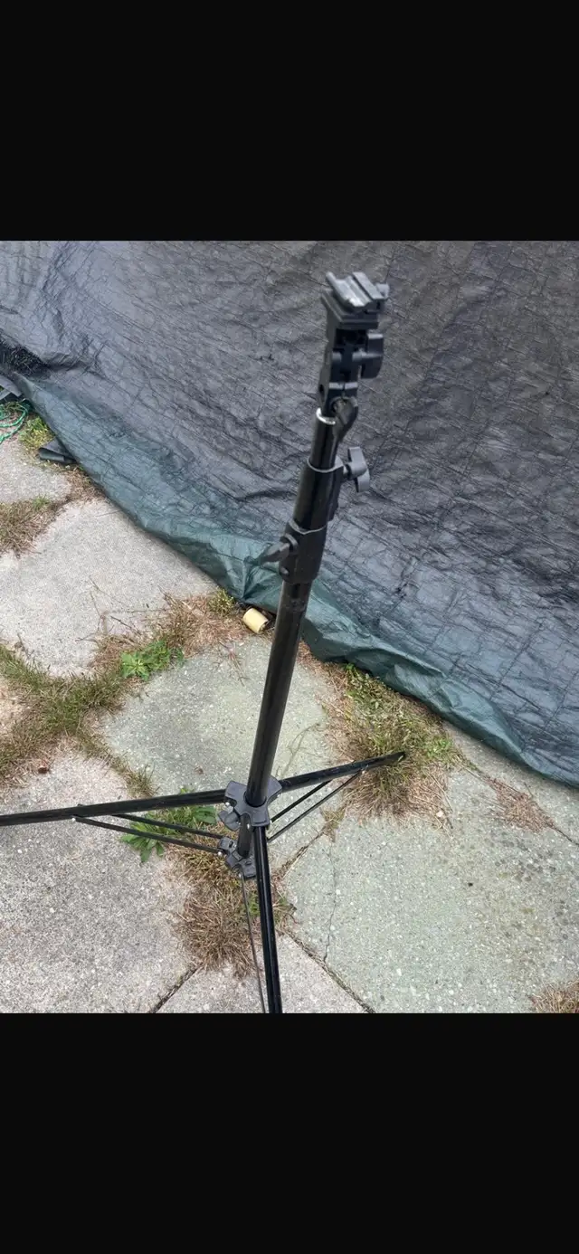 Camera stand - Photo 3