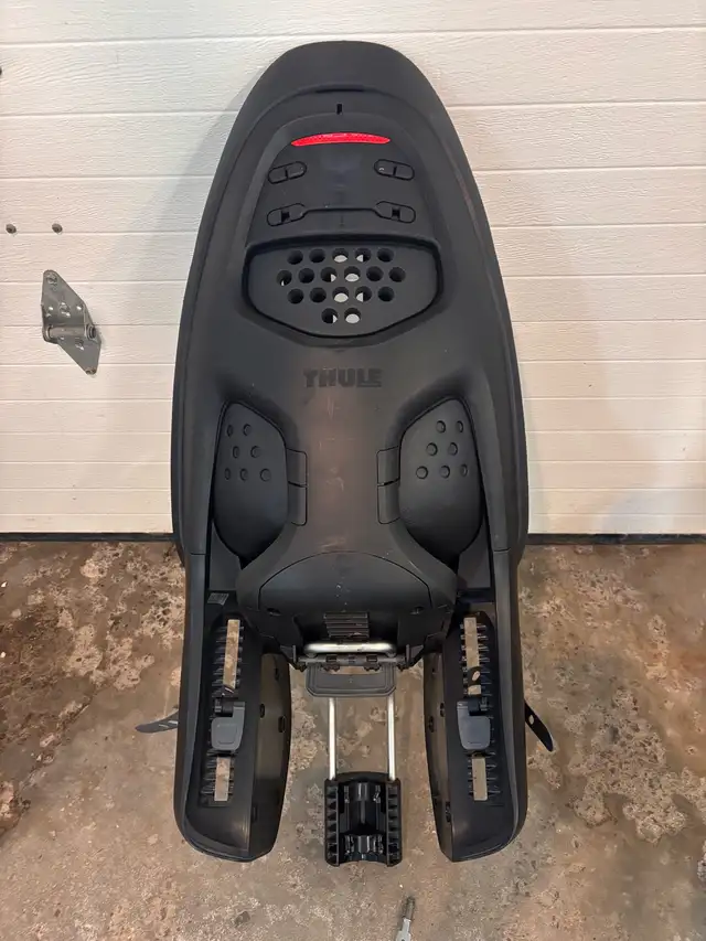 Thule child seat for sale - Photo 2