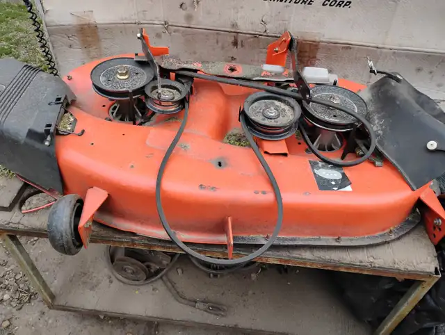 Husqvarna mower deck and bagger for sale! - Photo 3