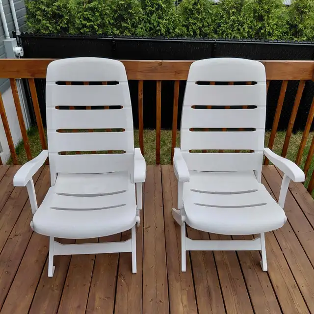 2 chaises extérieures de patio pliantes en PVC avec 2 coussins - Photo 4