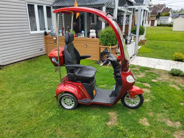 Triporteur ET3 Commander avec toit $2500.00 - Photo 7