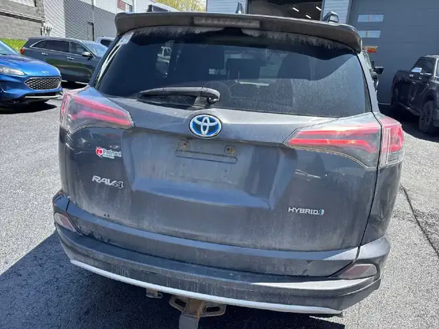 2018 toyota rav4 hybrid - Photo 2