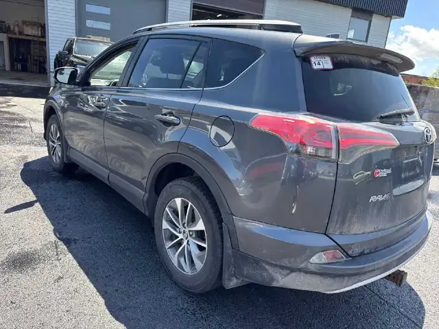 2018 toyota rav4 hybrid - Photo 3