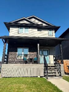 3 bed, 2.5 bath, two story home with detached garage. Warman, Sk