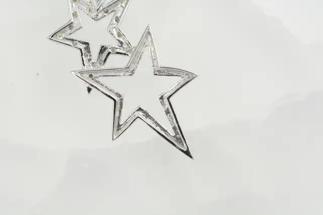 10K SHINING STARS PENDANT - Photo 5