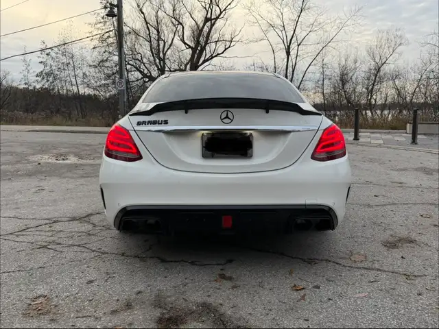2017 Mercedes-Benz C 43 metallic white exterior black interior - Photo 4