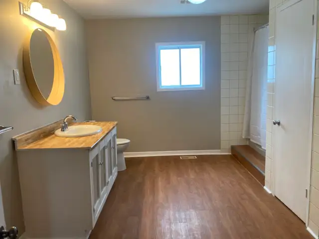 Large one bedroom plus den in Fournier - Photo 5