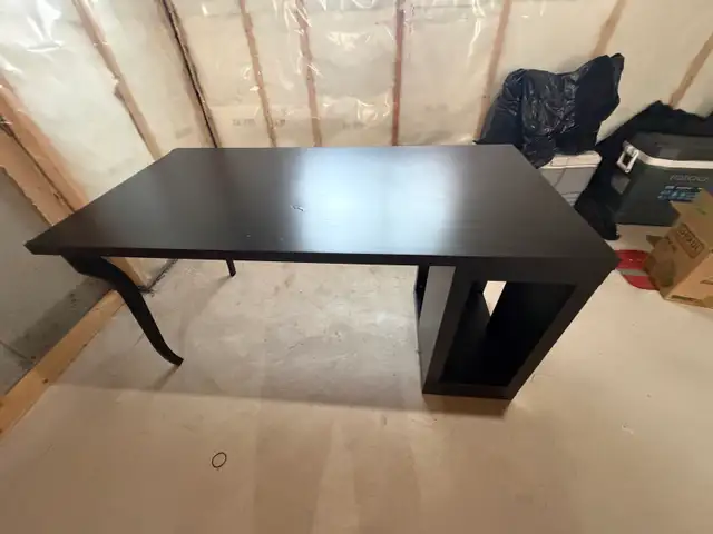 Black desk - Photo 8