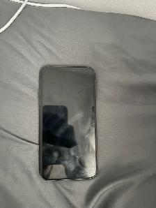 iPhone 11 64GN