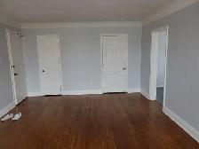 Luxurious Two Bedroom Apartment - Photo 7