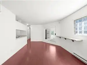 2 Bedroom   Den & underground secured parking Avail immediately - Photo 2