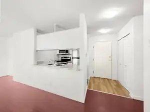 2 Bedroom   Den & underground secured parking Avail immediately - Photo 3