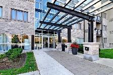 Beautiful Condo Apartment in Mississauga, Main Floor