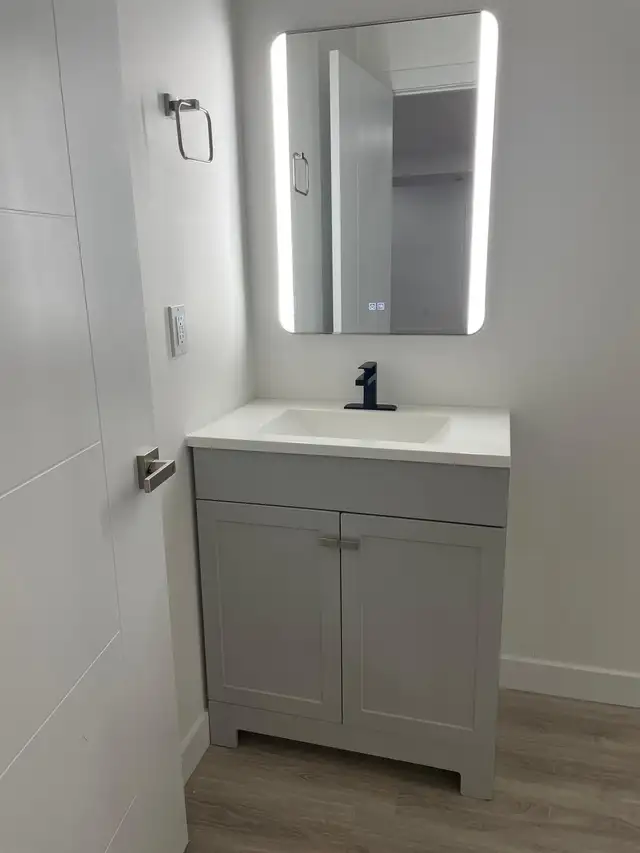 Basement for rent - Photo 4