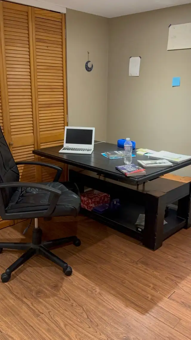 A beautiful bedroom/parking near UTM for rent - Photo 10
